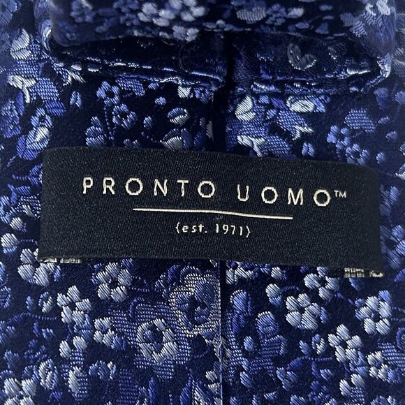 Pronto Uomo 100% Silk Necktie Tie Blue Floral 3 x 59 1/2 Cool Formal - Picture 3 of 3